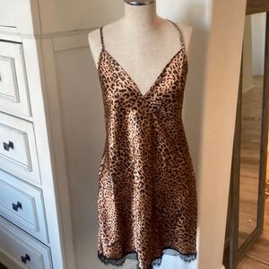 NWT In Bloom by Jonquil L animal print chemise nightgown